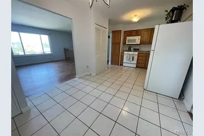 2543 Wesford Drive, Maryland Heights, MO 63043 - Photo 22