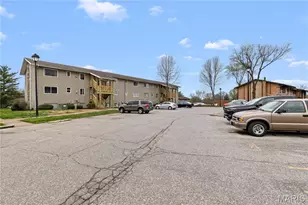 2031 Gascony Parc Dr, Lake Saint Louis, MO 63367 - Photo 24