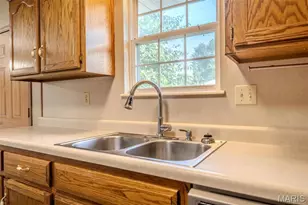 1129 Lacy Dr, Lebanon, MO 65536 - Photo 20