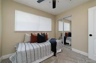 2405 Orleans Ln, Florissant, MO 63031 - Photo 10