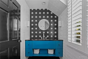 24 Oakleigh Ln, Ladue, MO 63124 - Photo 52