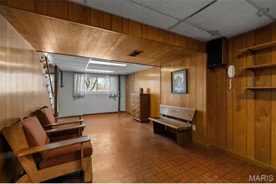 10131 Glenfield Terrace, Saint Louis, MO 63126 - Photo 32