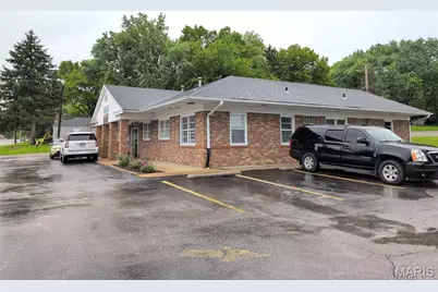1723 S New Florissant Road, Florissant, MO 63031 - Photo 16