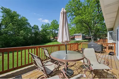 8686 Barby Lane, University City, MO 63124 - Photo 16