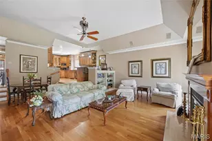 8686 Barby Ln, University City, MO 63124 - Photo 6