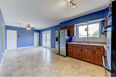 335 Gerald Avenue, Florissant, MO 63031 - Photo 8