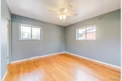 335 Gerald Avenue, Florissant, MO 63031 - Photo 14