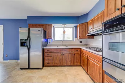 335 Gerald Avenue, Florissant, MO 63031 - Photo 10
