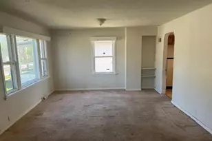 8732 Shirley Ave, Saint Louis, MO 63121 - Photo 4