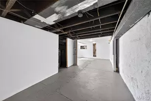 4753 Goethe Ave, Saint Louis, MO 63116 - Photo 18