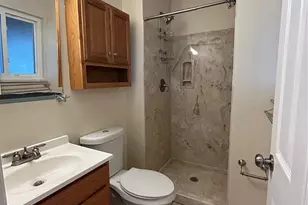 691 Walnut Point Ct, Ballwin, MO 63021 - Photo 10