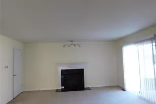 219 Hawksbury Pl, O'Fallon, MO 63368 - Photo 6