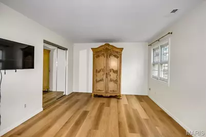 9121 N Swan Circle, Brentwood, MO 63144 - Photo 20