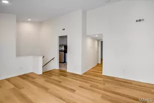 9121 N Swan Cir, Brentwood, MO 63144 - Photo 12