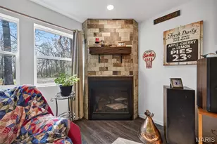 23200 Marvel Dr, Lebanon, MO 65536 - Photo 6