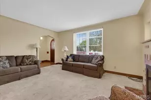 6601 Lindenwood Pl, Saint Louis, MO 63109 - Photo 10