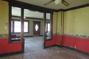 415 E Water St, Wellsville, MO 63384 - Photo 8