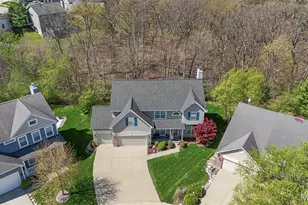 42 Riverdell Ct, Wentzville, MO 63385 - Photo 2