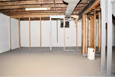 8220 Page Avenue, Saint Louis, MO 63130 - Photo 18