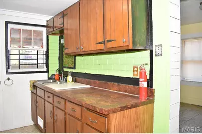 8220 Page Avenue, Saint Louis, MO 63130 - Photo 10