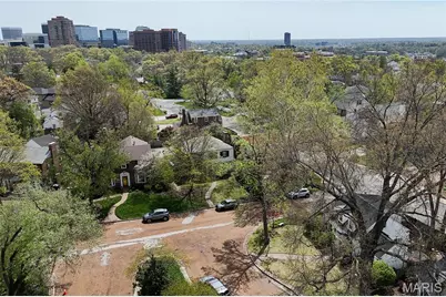 8069 Teasdale, University City, MO 63130 - Photo 28