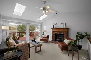 12792 Bennington Common Ln, Saint Louis, MO 63146 - Photo 4