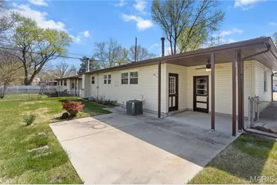 1295 Del Rey Drive, Florissant, MO 63031 - Photo 16