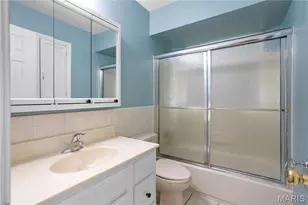 1295 Del Rey Dr, Florissant, MO 63031 - Photo 8