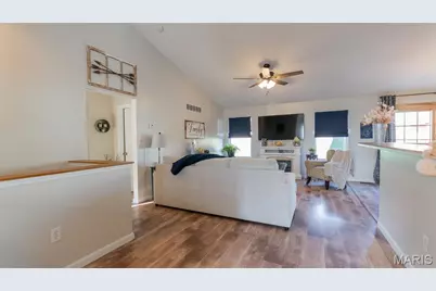 29499 Walnut Hollow Drive, Wright City, MO 63390 - Photo 8