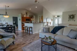 29499 Walnut Hollow Dr, Wright City, MO 63390 - Photo 6