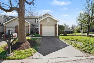 706 Woodside Trails Dr, Ballwin, MO 63021 - Photo 2