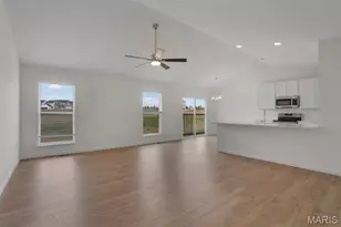 2347 Reiff Dr, Florissant, MO 63031 - Photo 2