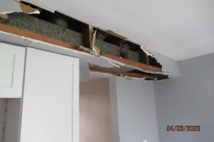 4096 Esseldale Dr, Saint Ann, MO 63074 - Photo 14