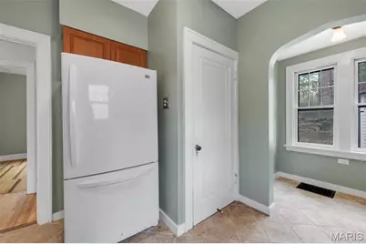 439 N Laclede Station Road, Saint Louis, MO 63119 - Photo 16