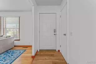 2738 Westminster Dr, Florissant, MO 63033 - Photo 6