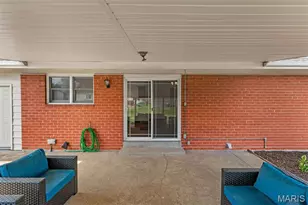 2738 Westminster Dr, Florissant, MO 63033 - Photo 18