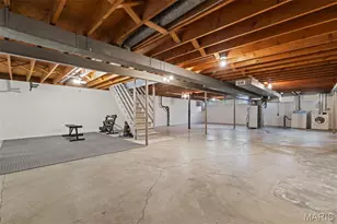 346 Norwood Cir, Ballwin, MO 63011 - Photo 24