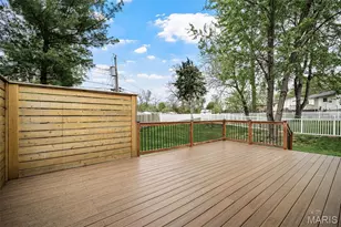 220 St Marys Dr, Ballwin, MO 63021 - Photo 32
