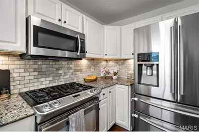 220 Saint Marys Dr, Ballwin, MO 63021 - Photo 12