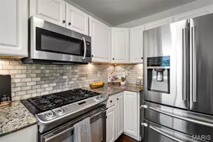 220 St Marys Dr, Ballwin, MO 63021 - Photo 12