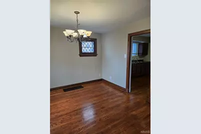 9337 Mackenzie Road, Affton, MO 63123 - Photo 8