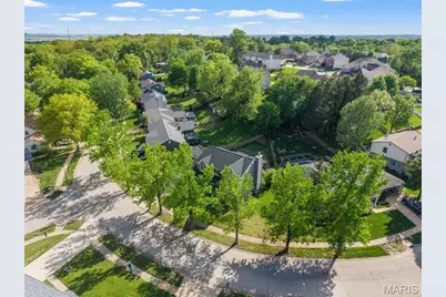 2902 Piney Pointe Drive, Saint Louis, MO 63129 - Photo 4
