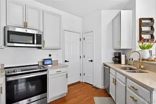 413 Ramblewood Way, Wentzville, MO 63385 - Photo 10