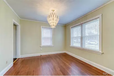 7710 Saint Albans Avenue, Saint Louis, MO 63117 - Photo 6
