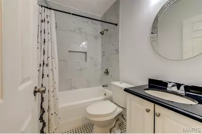 7710 Saint Albans Avenue, Saint Louis, MO 63117 - Photo 14