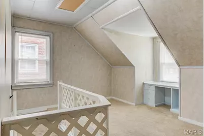 7710 Saint Albans Avenue, Saint Louis, MO 63117 - Photo 20