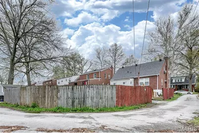7710 Saint Albans Avenue, Saint Louis, MO 63117 - Photo 28