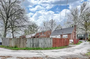 7710 St Albans Ave, Saint Louis, MO 63117 - Photo 28