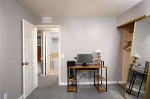 5032 Kempf Dr, Saint Louis, MO 63128 - Photo 12