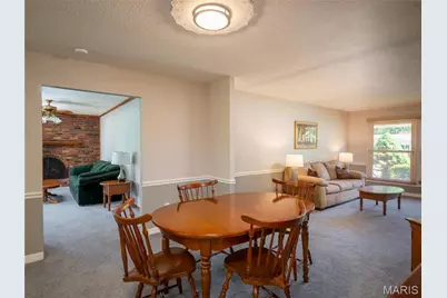 5032 Kempf Drive, Saint Louis, MO 63128 - Photo 8